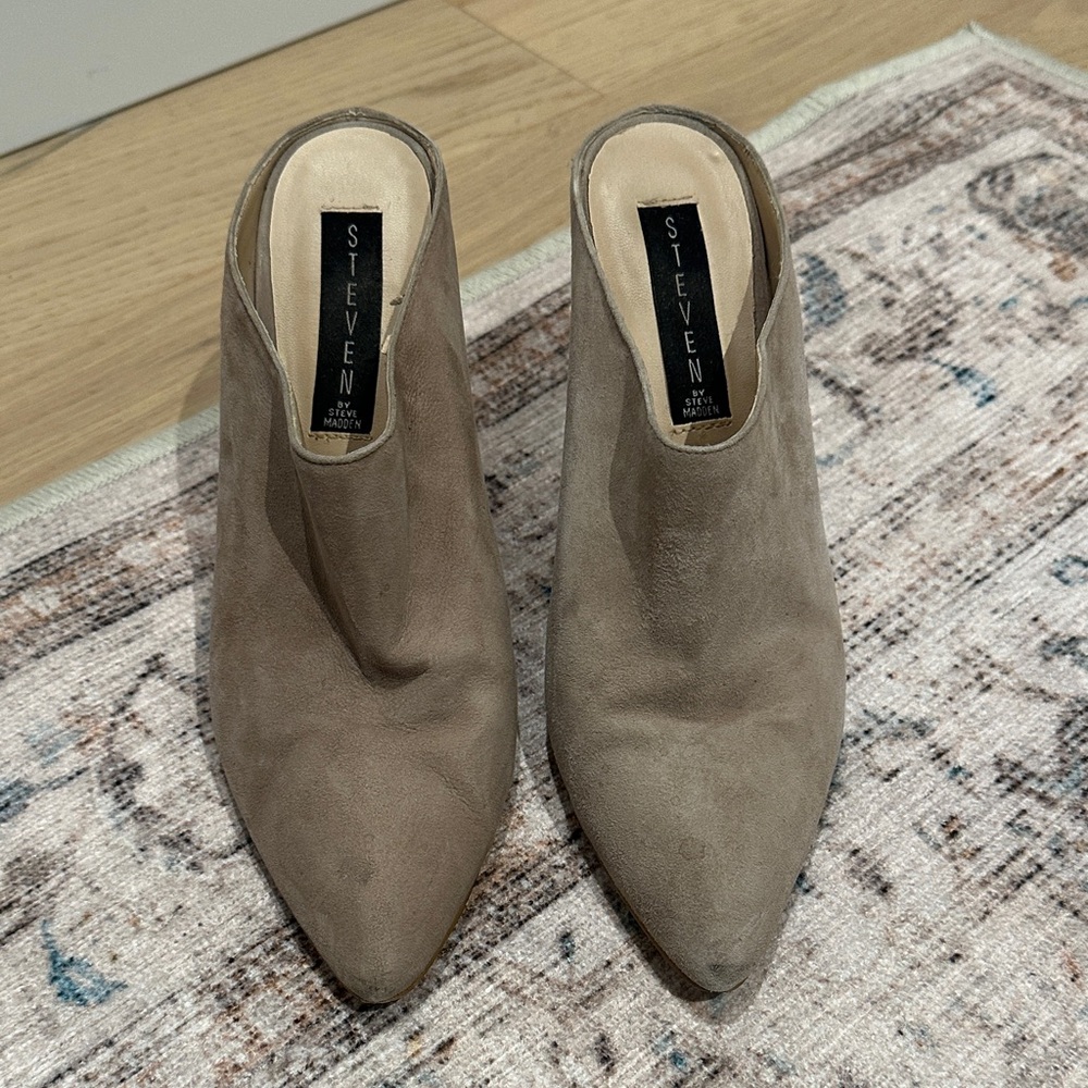Steven by Steve Madden Women's Nude Suede Mules